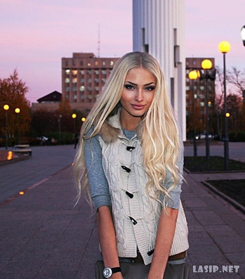 sarisin escort damla