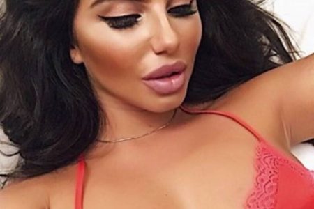 Azgın Rus Eskort Makyaj Güzeli İrina Kemerde